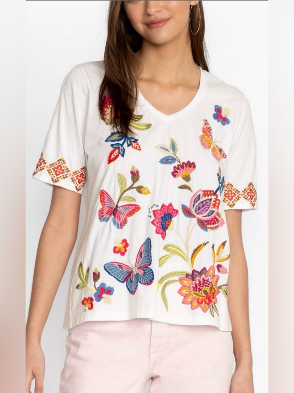 Johnny Was Gracey Trapunto Embroidered V Neck Tee White Floral Butterfly Size M
